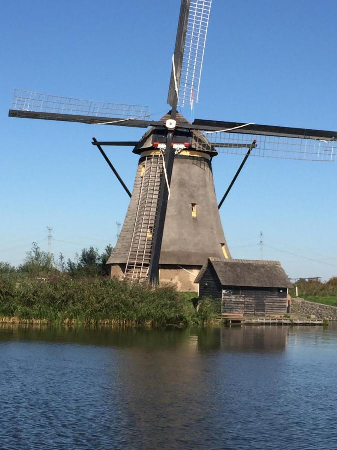 Het Boenhok Logies Panzió Lekkerkerk Kültér fotó